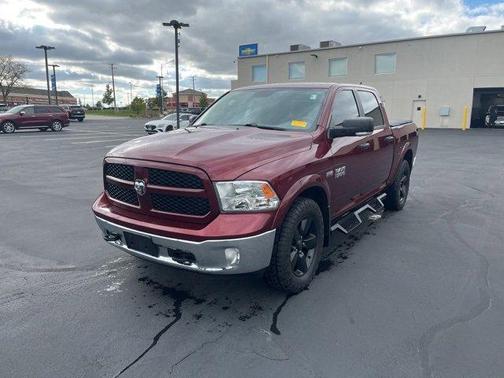 2016 RAM 1500 SLT