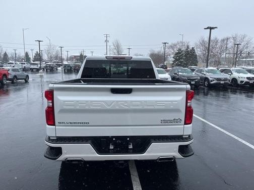 2022 Chevrolet Silverado 1500 High Country