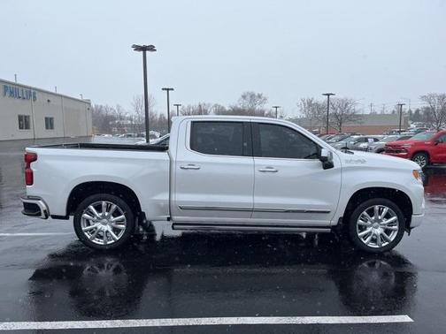 2022 Chevrolet Silverado 1500 High Country