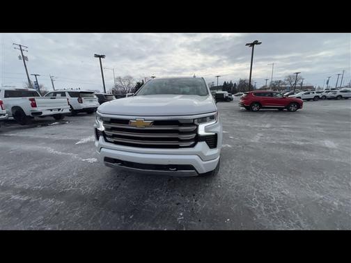 2022 Chevrolet Silverado 1500 High Country