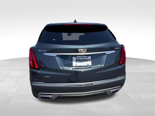 Shadow Metallic 2021 Cadillac XT5 Premium Luxury