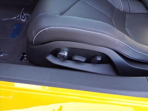 2026 Chevrolet Corvette Stingray w/2LT
