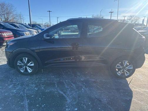 2023 Chevrolet Bolt EUV LT