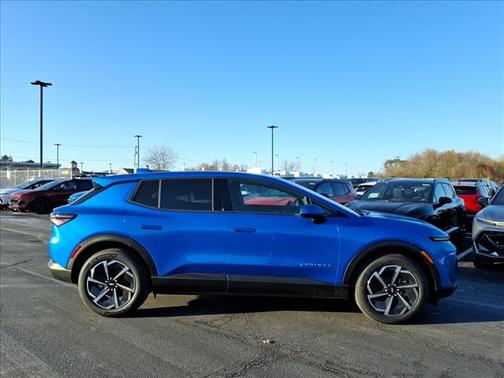 2026 Chevrolet Equinox EV LT 1