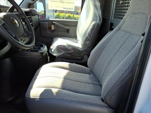 2025 Chevrolet Express 2500 Work Van
