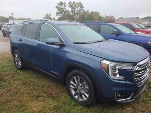 2024 GMC Terrain SLT