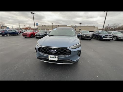 2025 Ford Escape ST-Line Select