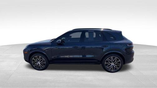 Blue Metallic 2024 Porsche Cayenne Base