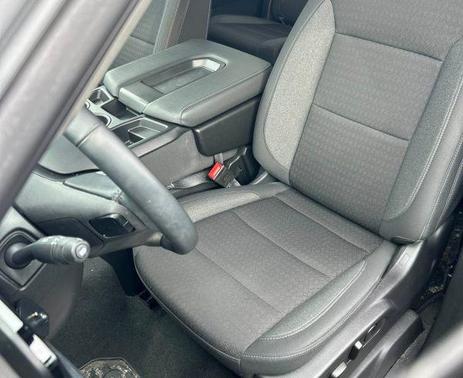 Slate Gray Metallic 2024 Chevrolet Silverado 1500 LT