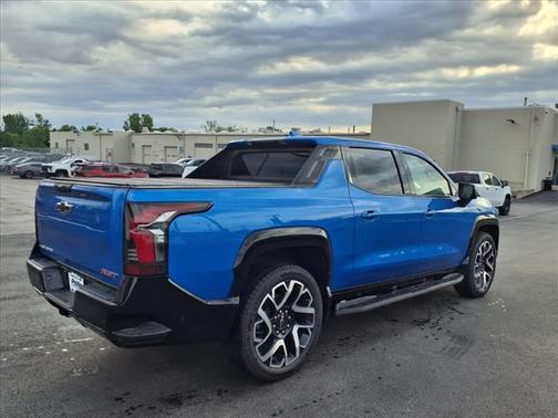 2025 Chevrolet Silverado EV RST
