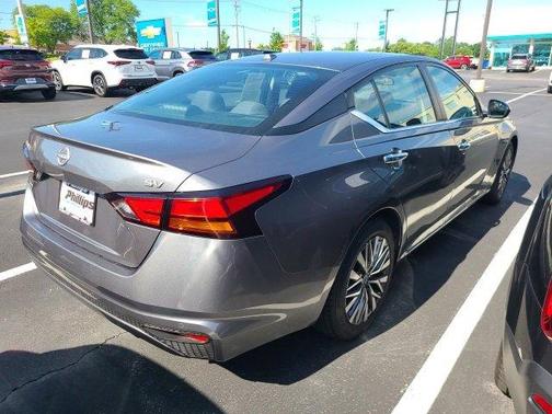 2023 Nissan Altima 2.5 SV