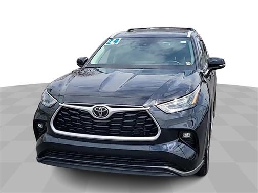2024 Toyota Highlander XLE