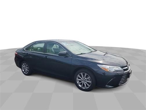 2015 Toyota Camry Hybrid XLE