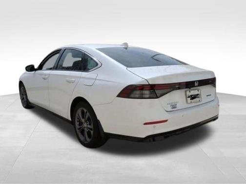 Platinum White Pearl 2025 Honda Accord Hybrid EX-L