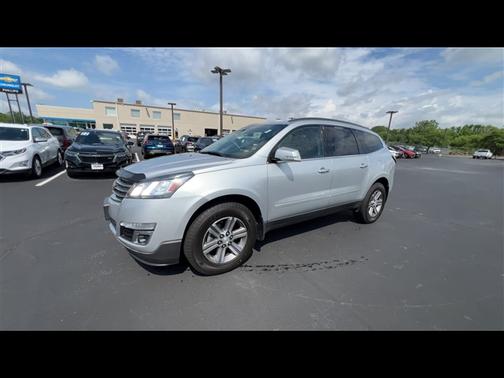 2017 Chevrolet Traverse 2LT