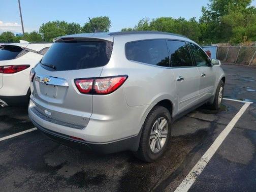 2017 Chevrolet Traverse 2LT