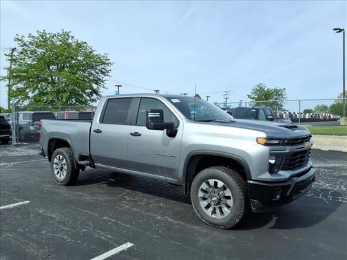 Sterling Gray Metallic 2026 Chevrolet Silverado 2500 Custom Truck