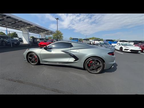 2022 Chevrolet Corvette Stingray w/2LT