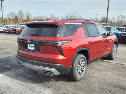 2025 Chevrolet Traverse LT
