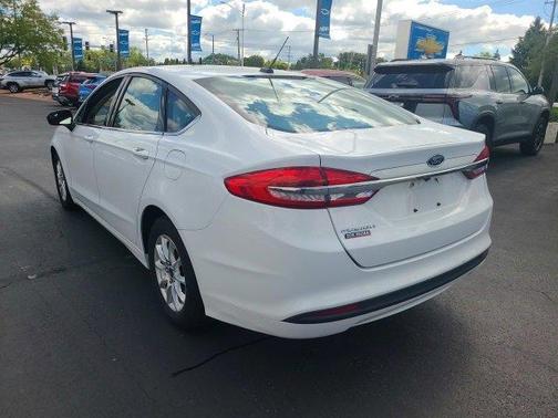 2017 Ford Fusion S
