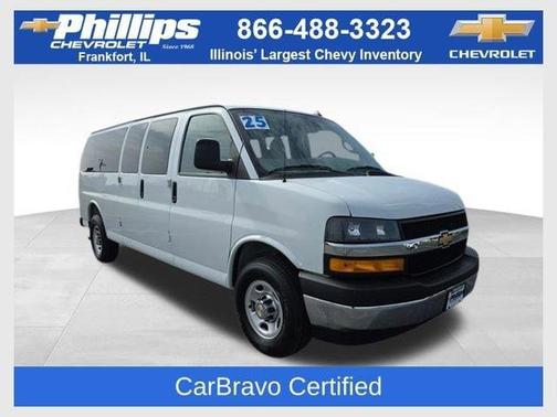Summit White 2025 Chevrolet Express 3500 LT