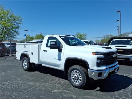 Summit White 2026 Chevrolet Silverado 2500 WT