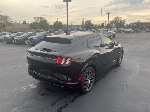 2022 Ford Mustang Mach-E GT