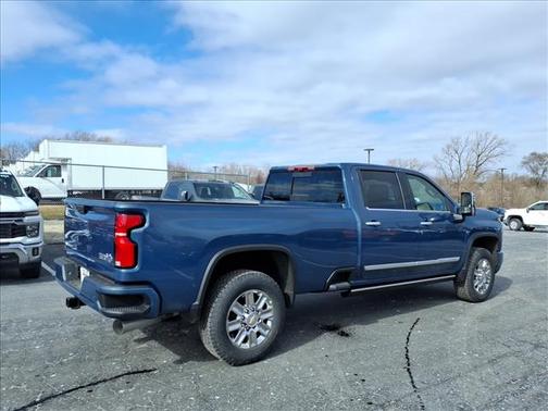 Lakeshore Blue Metallic 2026 Chevrolet Silverado 2500 High Country