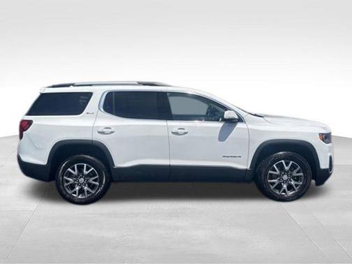 Summit White 2023 GMC Acadia SLT