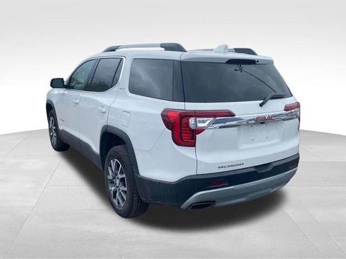 Summit White 2023 GMC Acadia SLT