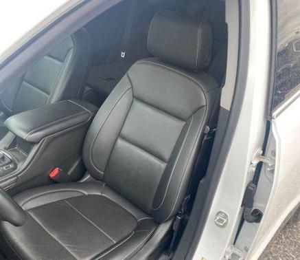Summit White 2023 GMC Acadia SLT