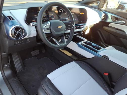 2026 Chevrolet Equinox EV LT 2