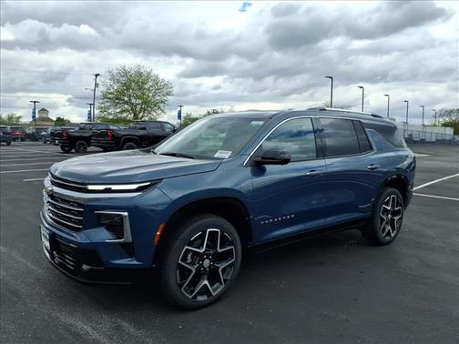 Lakeshore Blue Metallic 2026 Chevrolet Traverse High Country