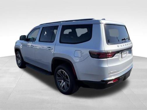 Silver Zynith 2022 Jeep Wagoneer Series III