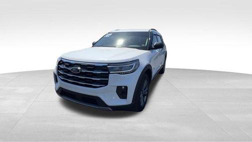 Star White 2026 Ford Explorer Active