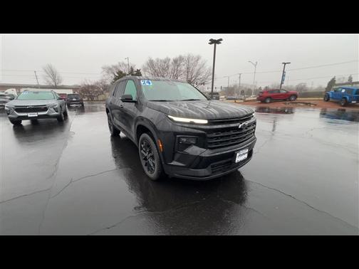 2024 Chevrolet Traverse LT