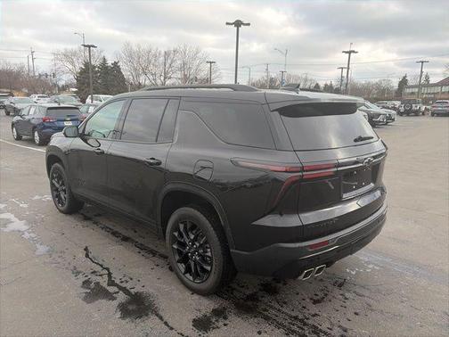 2024 Chevrolet Traverse LT
