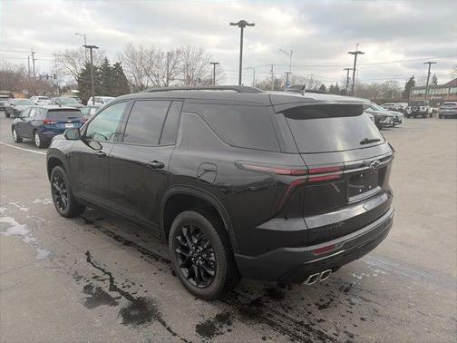 2024 Chevrolet Traverse LT