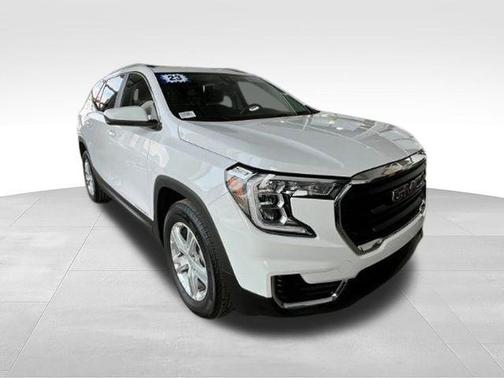 Summit White 2023 GMC Terrain SLE