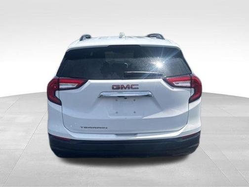 Summit White 2023 GMC Terrain SLE