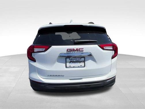 Summit White 2023 GMC Terrain SLE