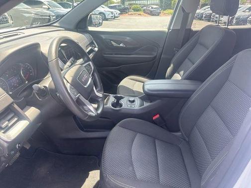 Summit White 2023 GMC Terrain SLE