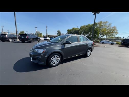 2019 Chevrolet Sonic LS