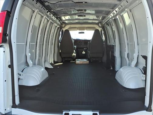 2025 Chevrolet Express 3500 Work Van