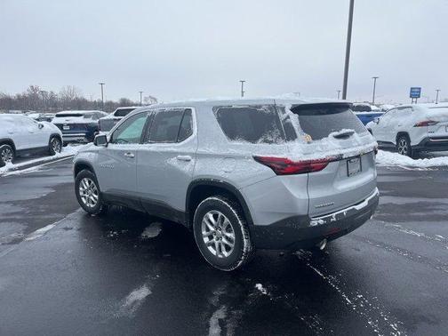2022 Chevrolet Traverse LS