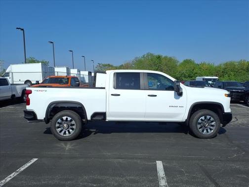 2025 Chevrolet Silverado 2500 Custom
