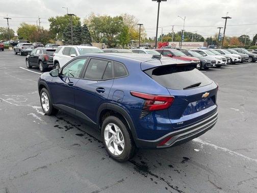 2024 Chevrolet Trax LS