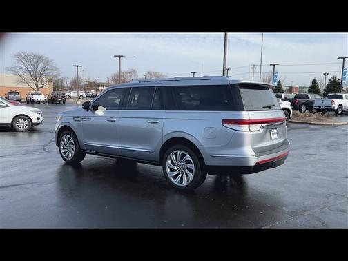 2023 Lincoln Navigator L Reserve