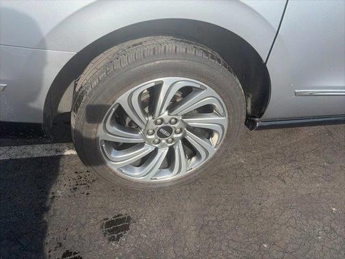 2023 Lincoln Navigator L Reserve