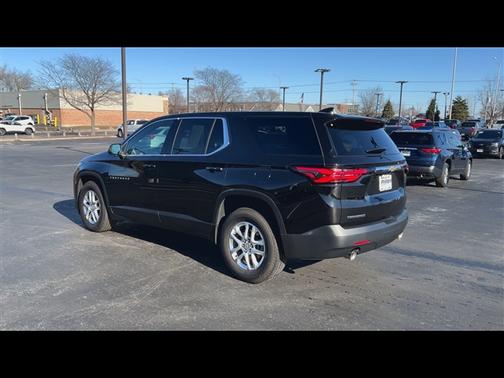 2023 Chevrolet Traverse LS